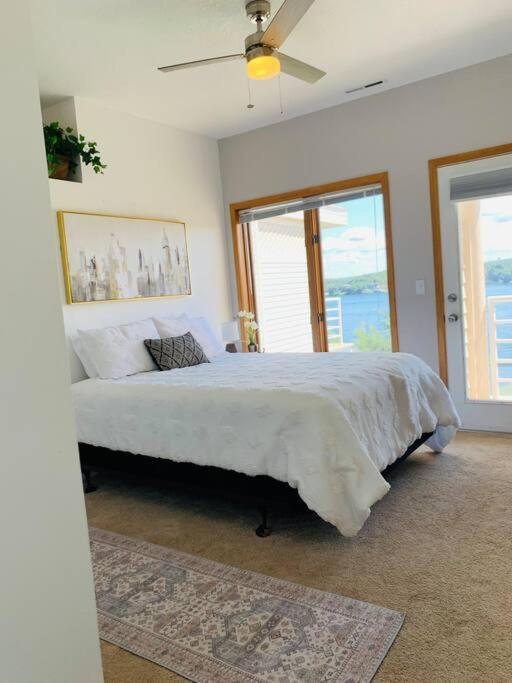 The Best Lake View In Ozark. Lake Ozark Exterior photo